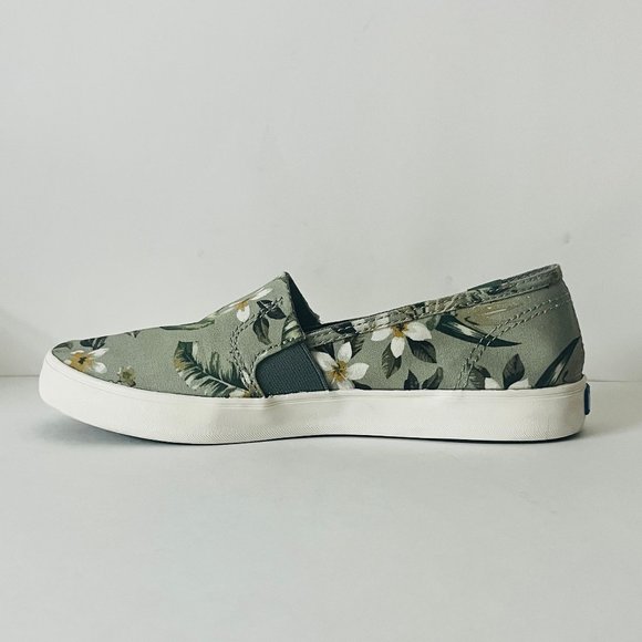 Keds Women's Clipper Slip-on Sneakers in Sage, Size 6 - Picture 5 of 11